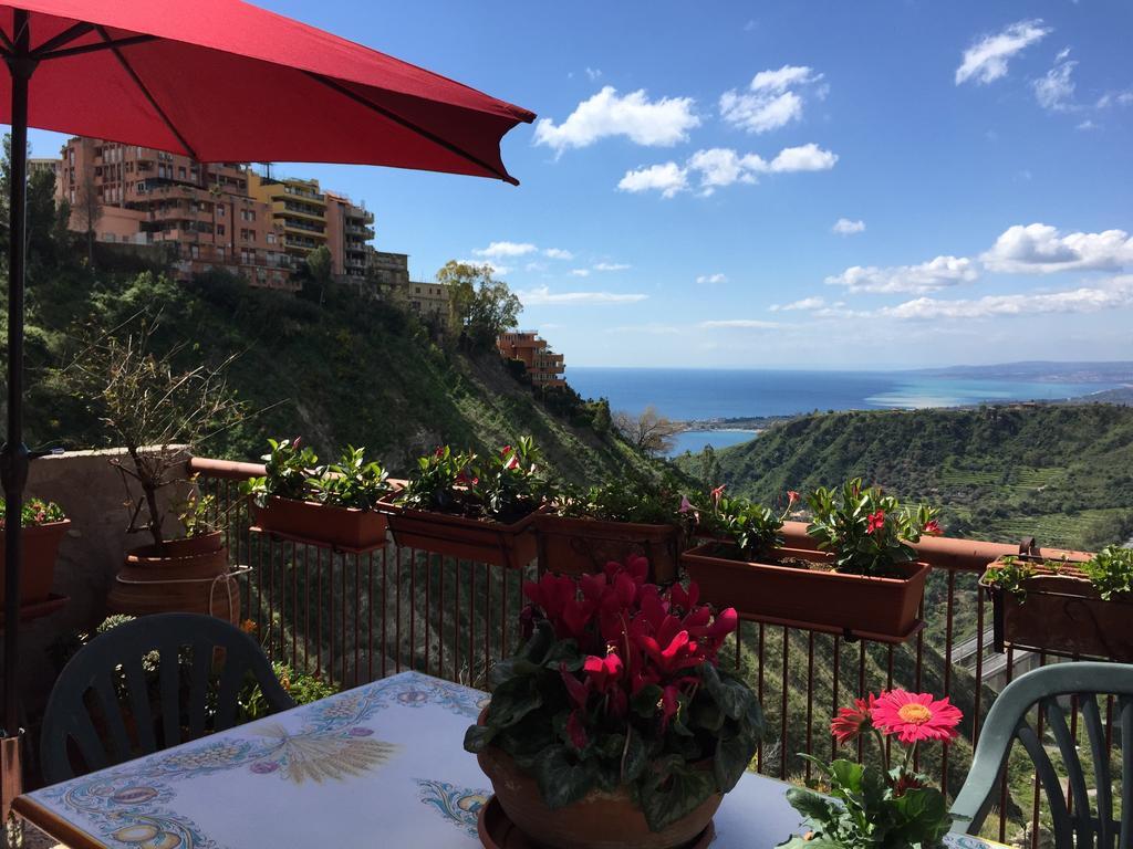 B&B Casa Margherita Taormina Ruang foto